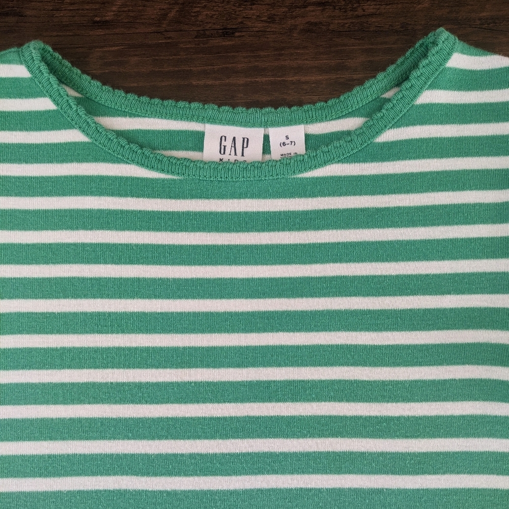 Gap Tee Shirt